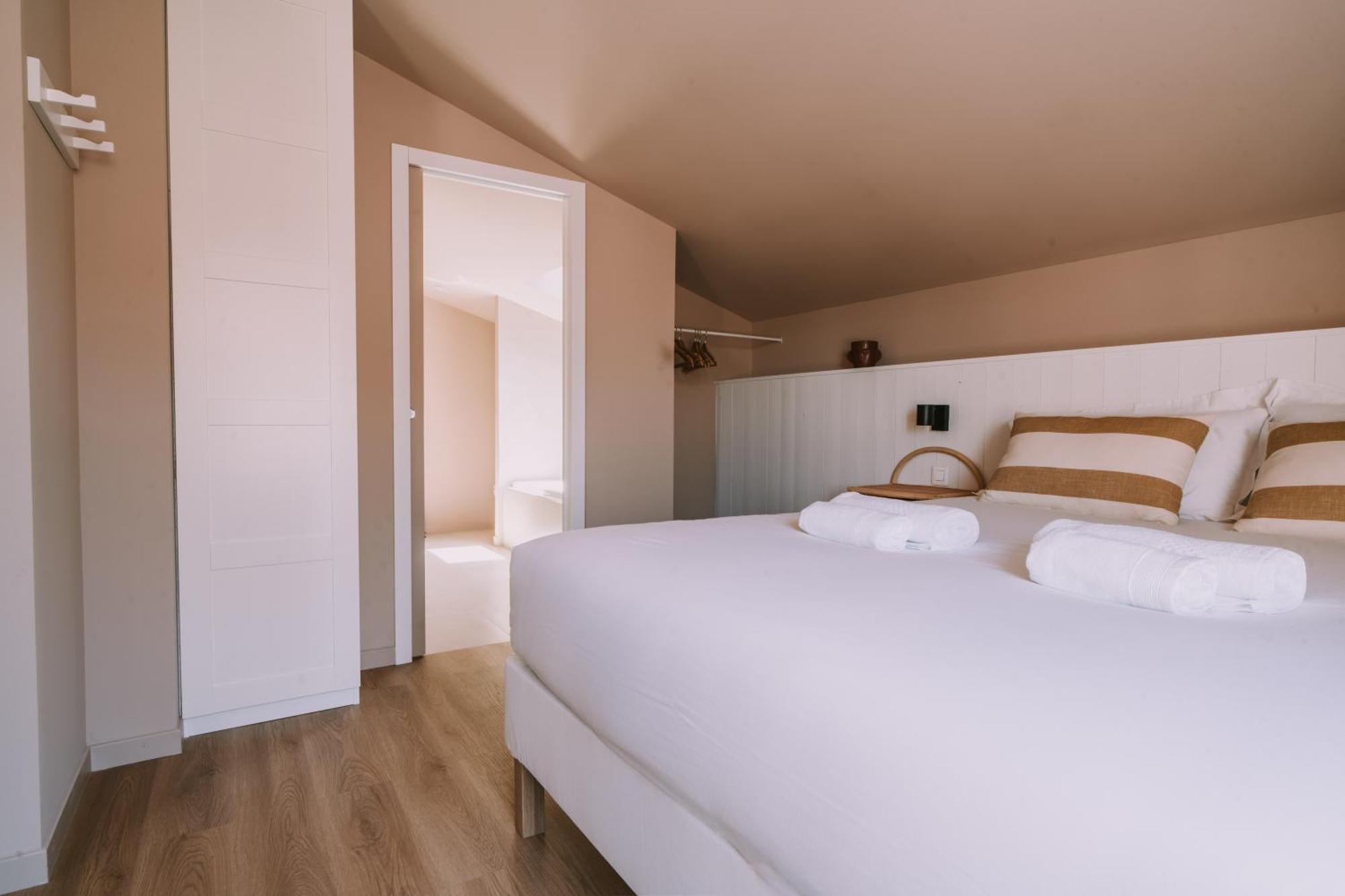 Apartment Quietude-loft Neuf-clim & Parking